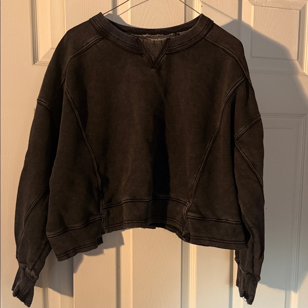 Free People Black Cropped Sweatshirt